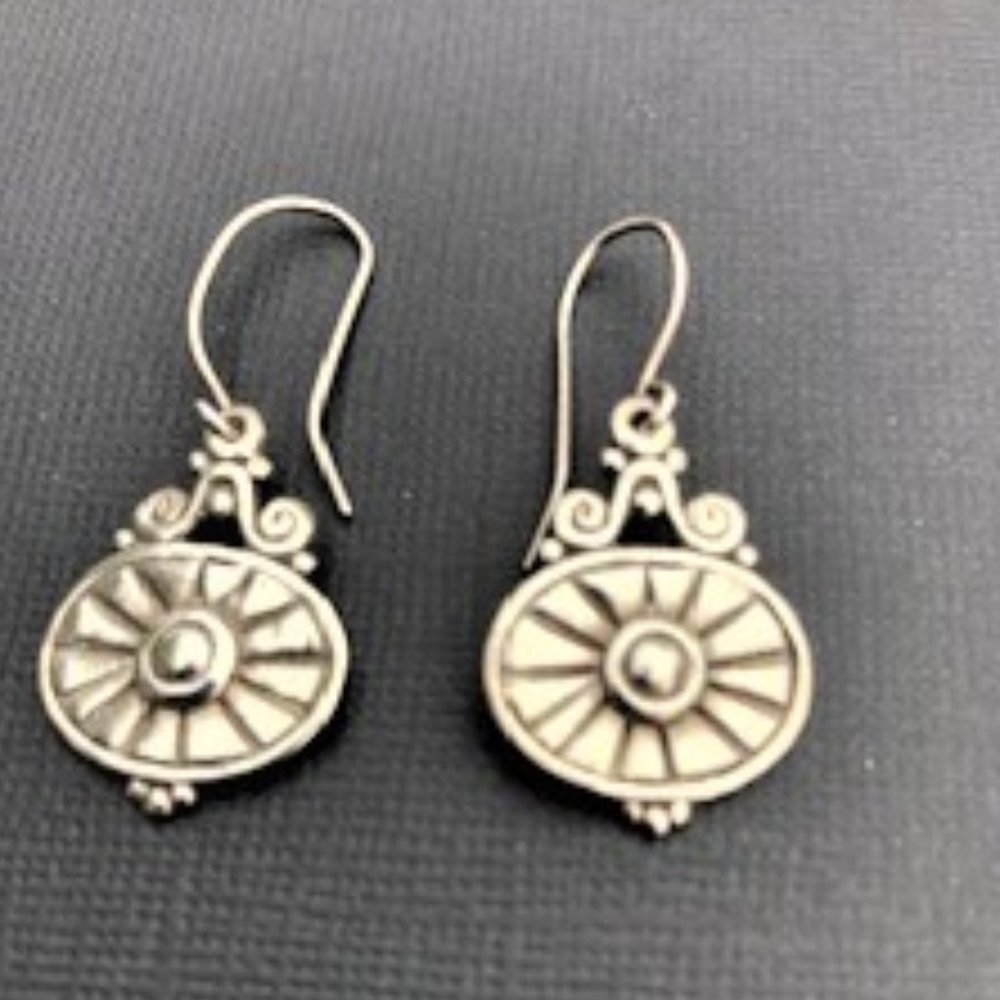 ⬇️Bill Mahonski Handcrafted Silver/Blue Necklace & Earrings - Picture 9 of 10
